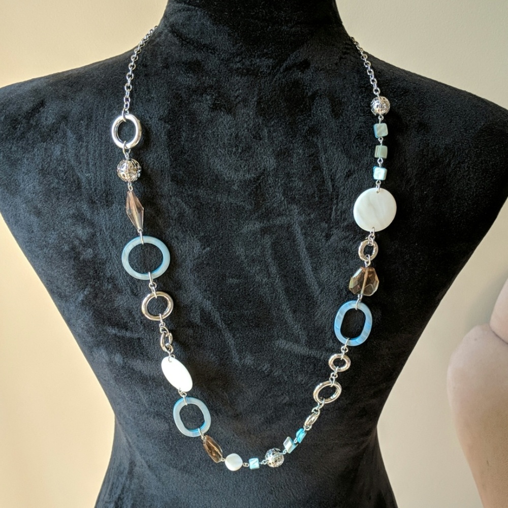 NWT LIA SOPHIA BEAUTIFUL NECKLACE